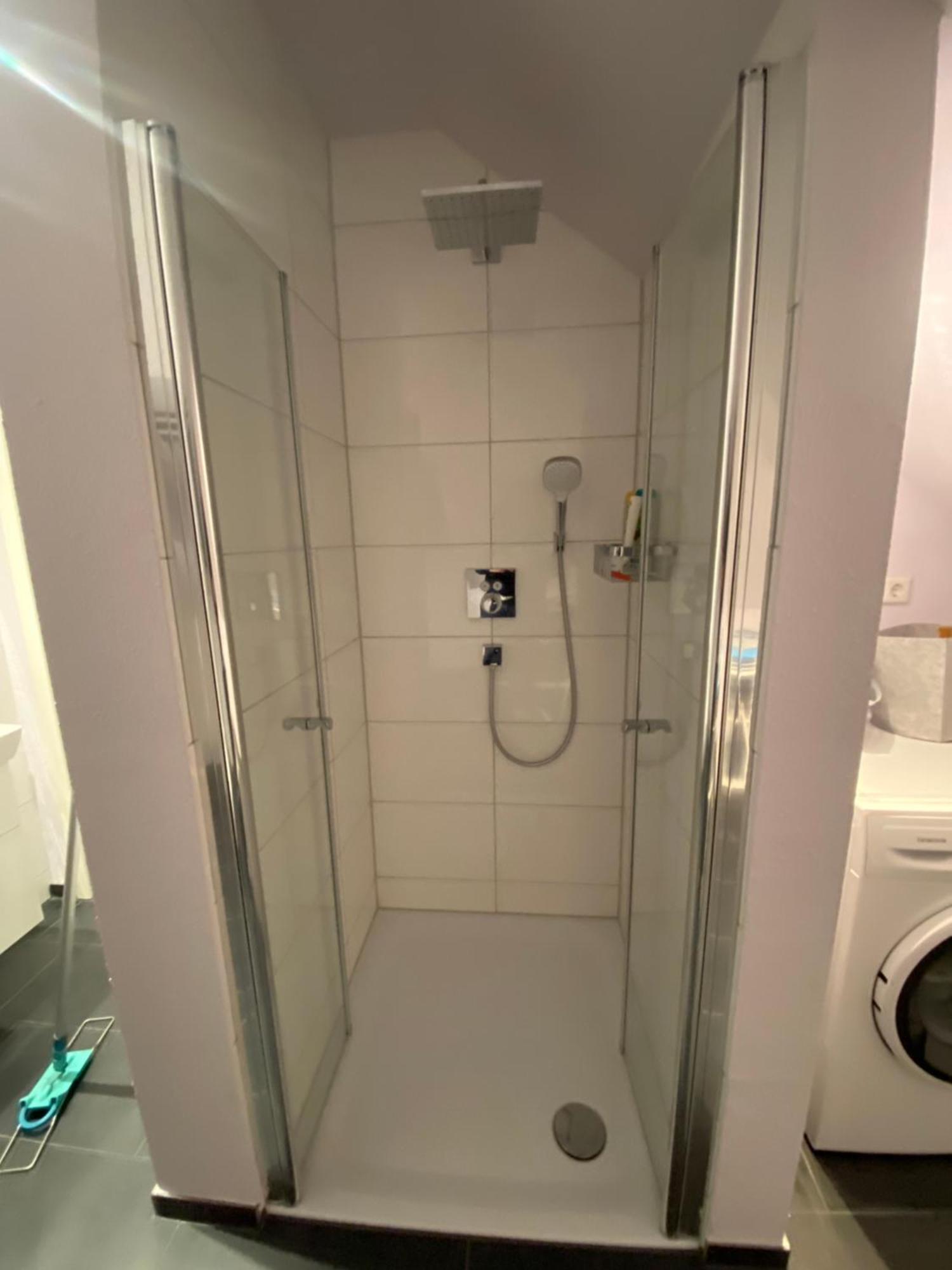 Zimmer Am Bachlauf Gelsenkirchen Buitenkant foto